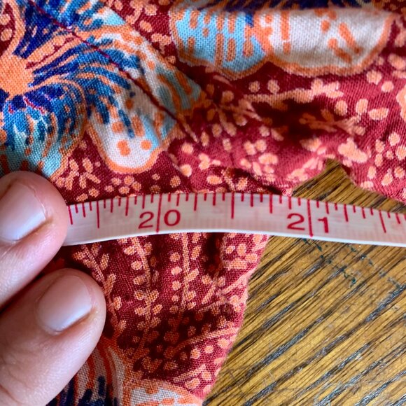 LOLA P. Sz L Floral Print Button Up Shirt Hi-Low Hem Lace Up Back Boho Western - Picture 6 of 6